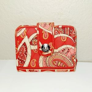 Vera Bradley quilted stylish wallet